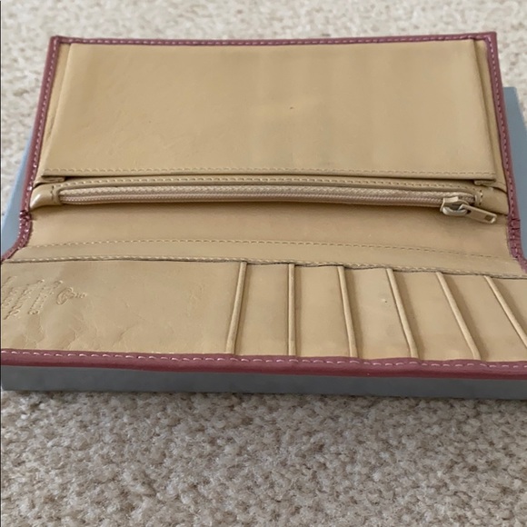 Vivienne Westwood - Picture 3 of 8